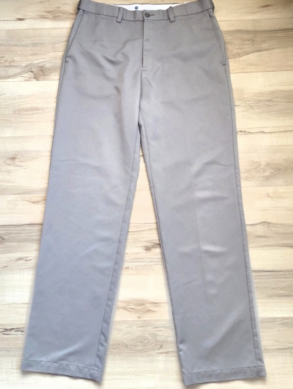 🩷Haggar Greige Chinos Mens Size 34×34